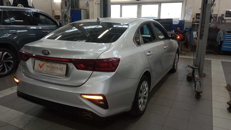 KIA Cerato 2020 года, 185 000 км - вид 3