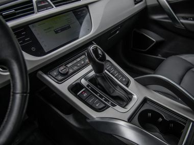 Geely Atlas 2020 года, 78 881 км - вид 11