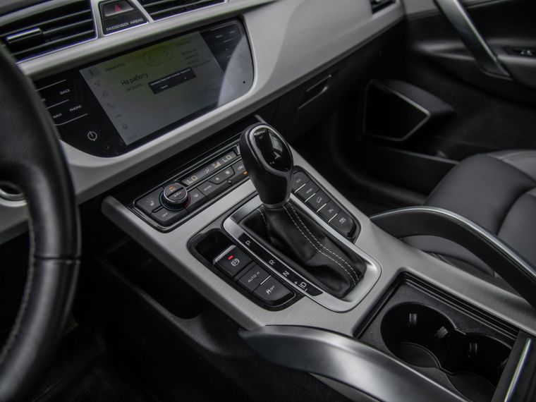 Geely Atlas 2020 года, 78 881 км - вид 11