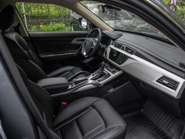 Geely Atlas 2020 года, 78 881 км - вид 17
