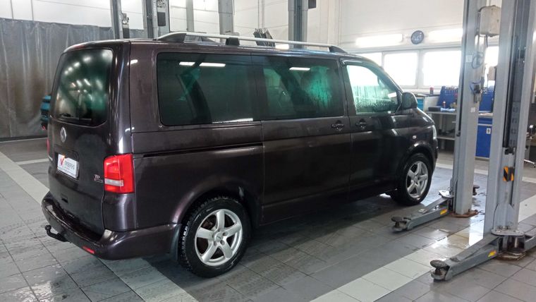 Volkswagen Multivan 2011 года, 192 278 км - вид 3
