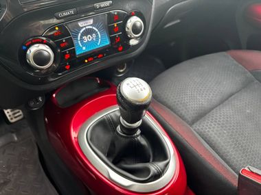 Nissan Juke 2011 года, 300 847 км - вид 14