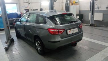 ВАЗ (LADA) Vesta 2018 года, 208 000 км - вид 4