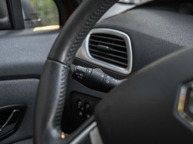 Renault Scenic 2011 года, 150 757 км - вид 6