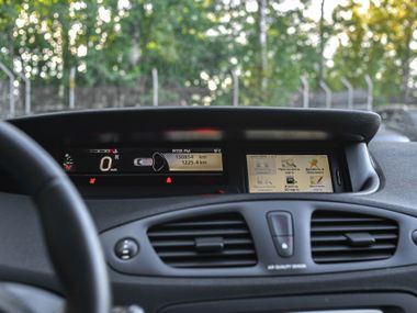 Renault Scenic 2011 года, 150 757 км - вид 5