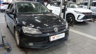 Volkswagen Jetta 2013 года, 418 121 км - вид 3