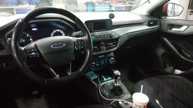 Ford Focus 2019 года, 165 595 км - вид 5