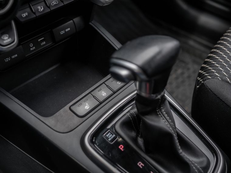 Kia Rio X-Line 2018 года, 82 320 км - вид 10