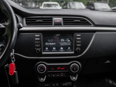 Kia Rio X-Line 2018 года, 82 320 км - вид 8