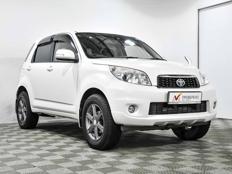 Toyota Rush 2011 года, 148 409 км - вид 3