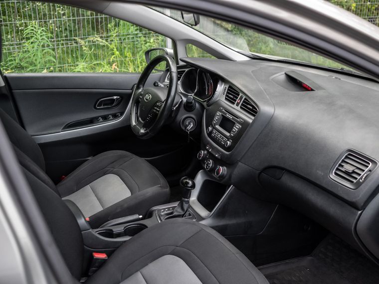 KIA Ceed 2015 года, 114 390 км - вид 12