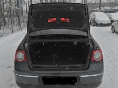 Volkswagen Passat 2008 года, 233 552 км - вид 13