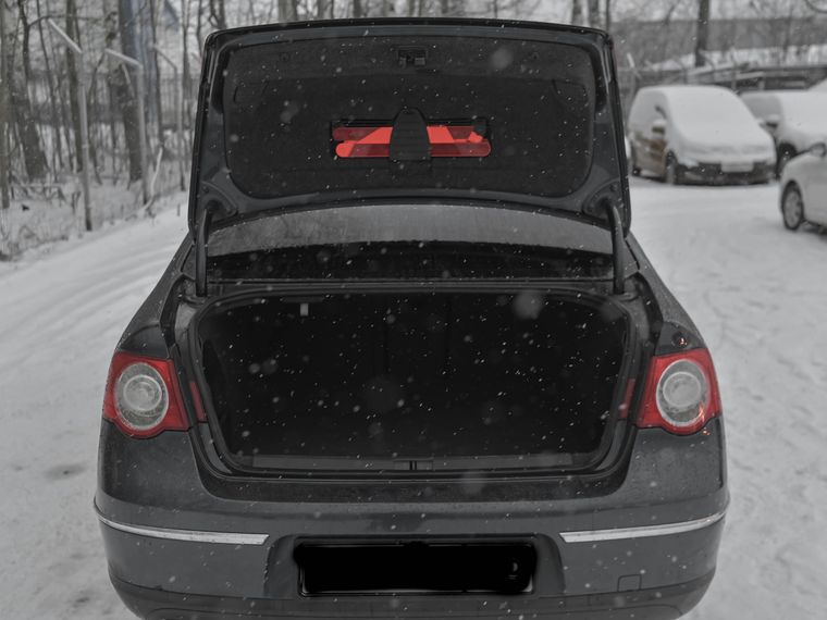 Volkswagen Passat 2008 года, 233 552 км - вид 13