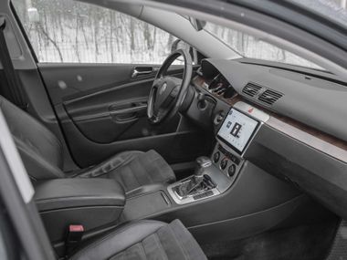 Volkswagen Passat 2008 года, 233 552 км - вид 12