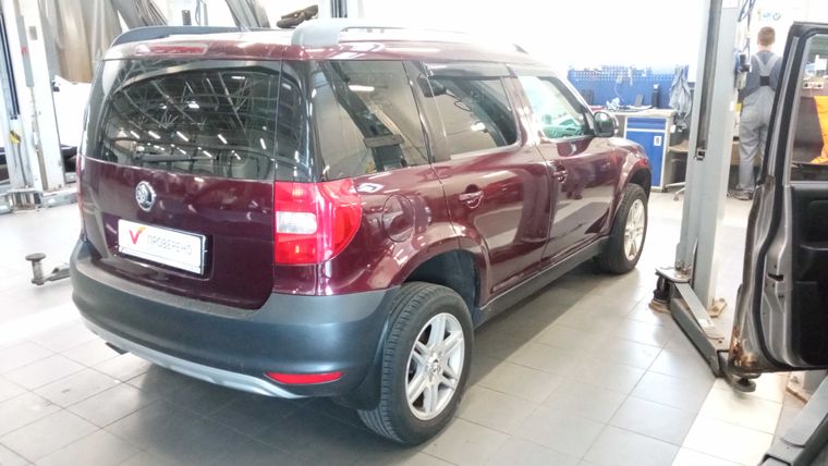 Skoda Yeti 2012 года, 228 279 км - вид 3