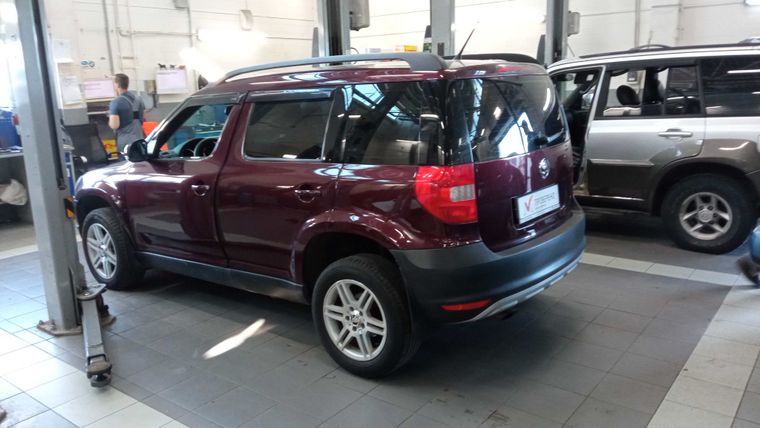 Skoda Yeti 2012 года, 228 279 км - вид 4