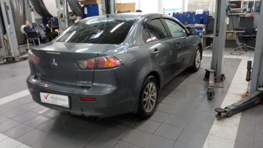 Mitsubishi Lancer 2011 года, 239 112 км - вид 3