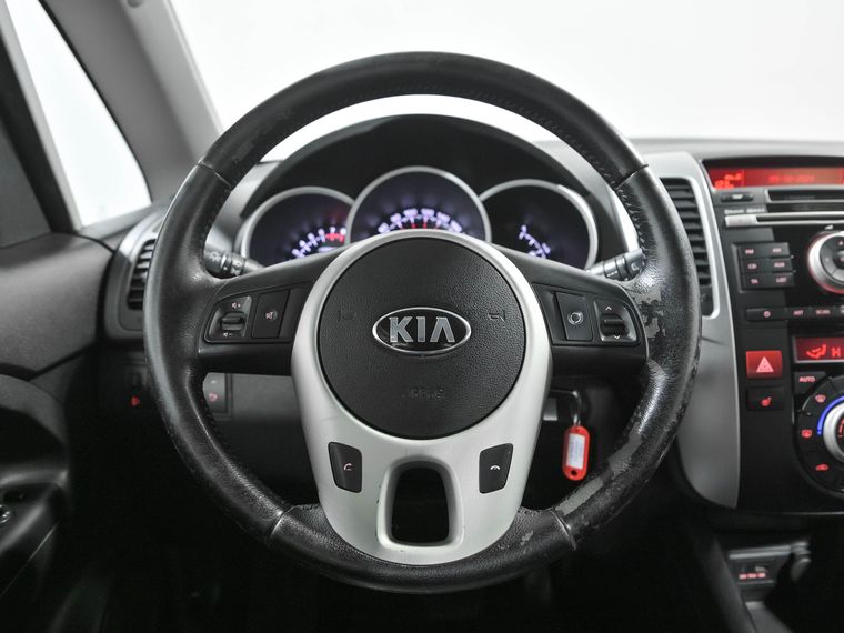 KIA Venga 2013 года, 147 134 км - вид 6