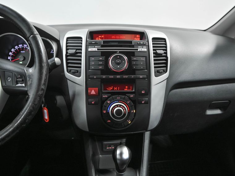 KIA Venga 2013 года, 147 134 км - вид 8