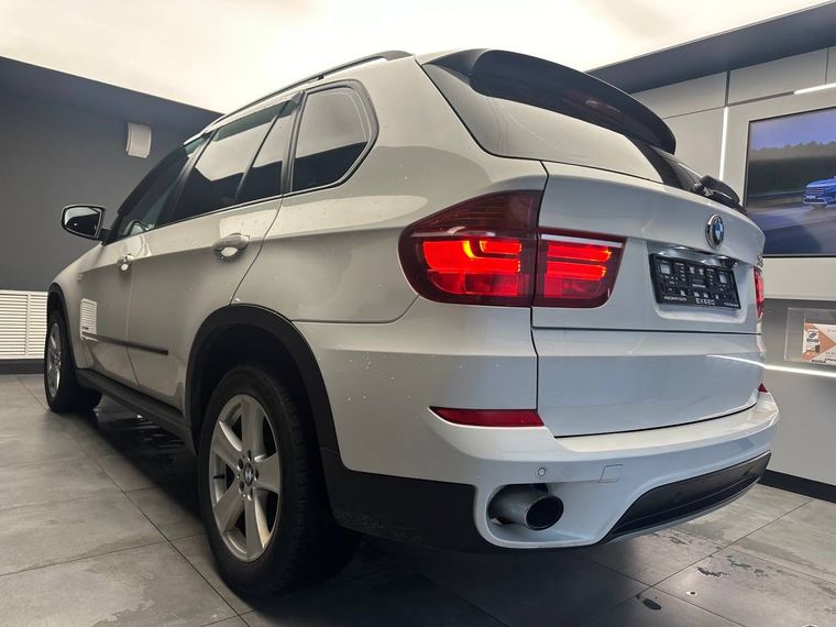 BMW X5 2012 года, 238 118 км - вид 4