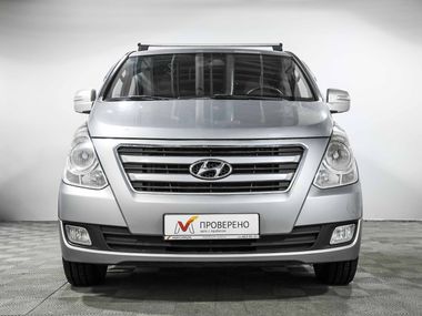 Hyundai Grand Starex 2017 года, 109 936 км - вид 3