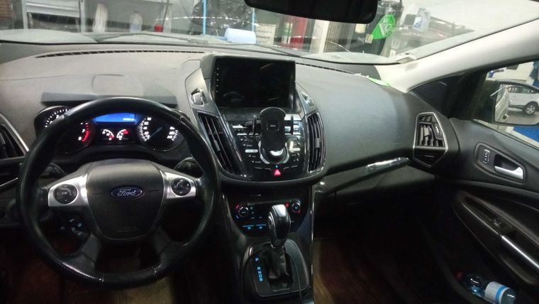 Ford Kuga 2012 года, 195 000 км - вид 5
