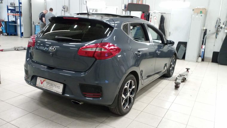 KIA Ceed 2016 года, 125 383 км - вид 3