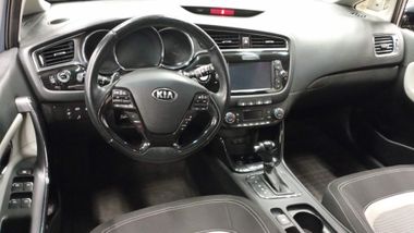 KIA Ceed 2016 года, 125 383 км - вид 5