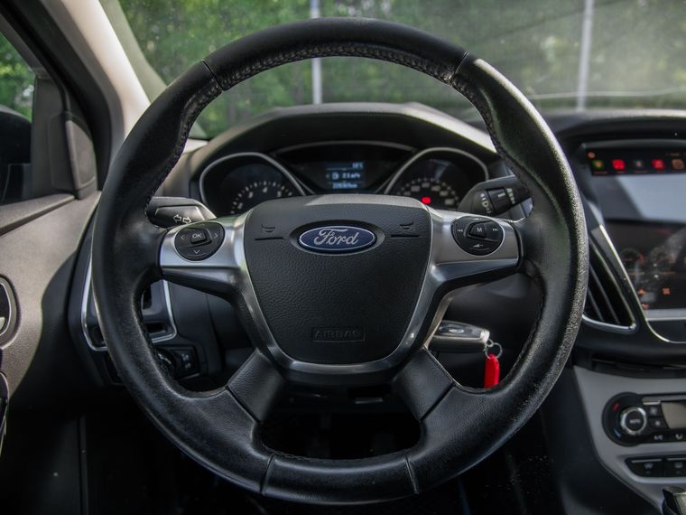 Ford Focus 2012 года, 227 812 км - вид 6