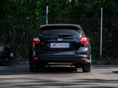 Ford Focus 2012 года, 227 812 км - вид 4