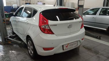 Hyundai Solaris 2014 года, 99 752 км - вид 4