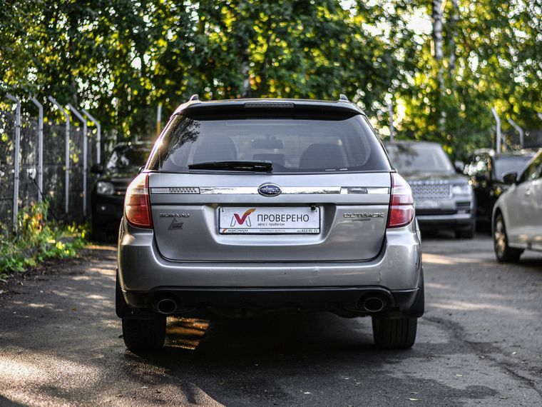Subaru Outback 2008 года, 239 000 км - вид 4