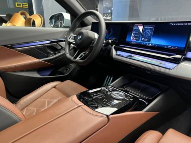 BMW 5 серия 2023 года, 9 554 км - вид 12
