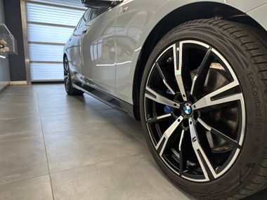 BMW 5 серия 2023 года, 9 554 км - вид 26