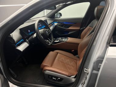 BMW 5 серия 2023 года, 9 554 км - вид 15