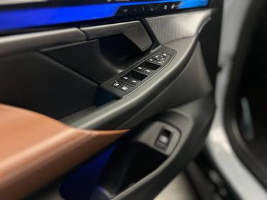 BMW 5 серия 2023 года, 9 554 км - вид 27
