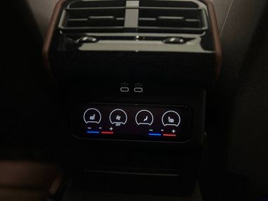 BMW 5 серия 2023 года, 9 554 км - вид 24