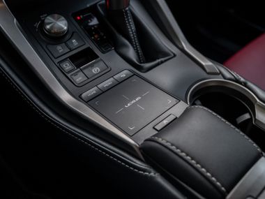 Lexus NX 2017 года, 105 675 км - вид 13