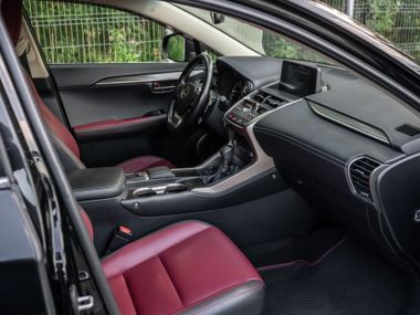 Lexus NX 2017 года, 105 675 км - вид 17