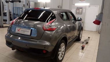 Nissan Juke 2015 года, 180 550 км - вид 3