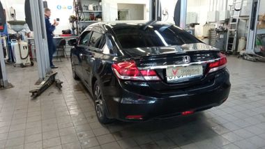 Honda Civic 2013 года, 195 551 км - вид 4
