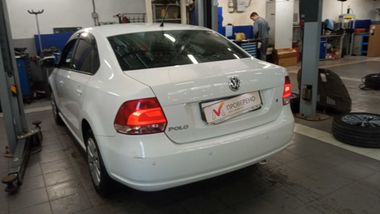 Volkswagen Polo 2015 года, 163 567 км - вид 4