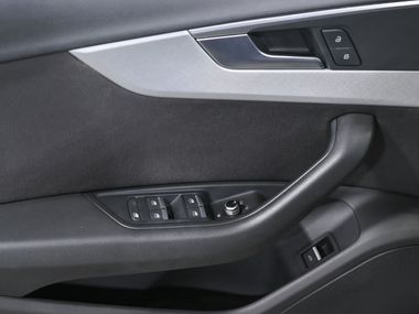 Audi A4 2016 года, 100 527 км - вид 18