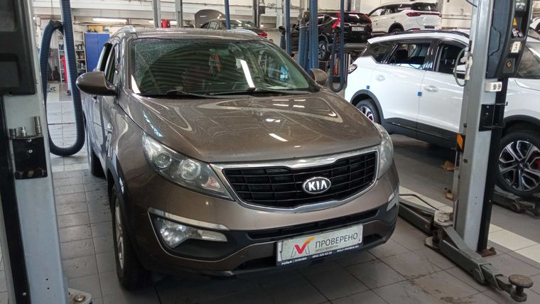 KIA Sportage 2014 года, 237 121 км - вид 3