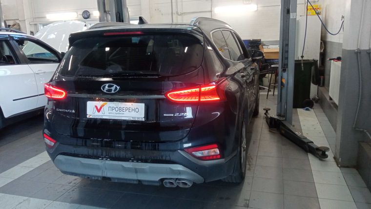 Hyundai Santa Fe 2019 года, 115 915 км - вид 3