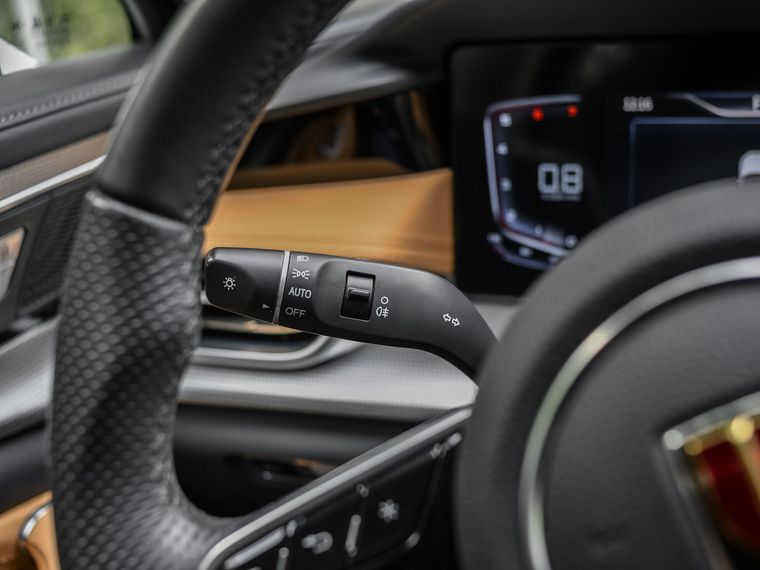 Hongqi H5 2023 года, 23 926 км - вид 7