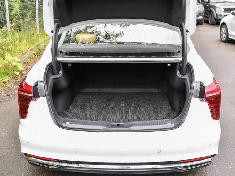 Hongqi H5 2023 года, 23 926 км - вид 19