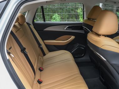 Hongqi H5 2023 года, 23 926 км - вид 15