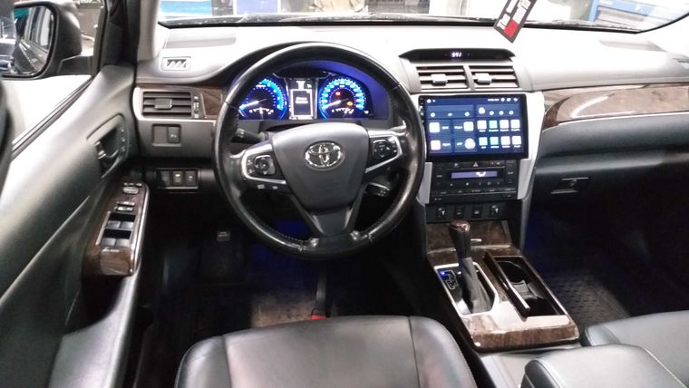 Toyota Camry 2017 года, 169 357 км - вид 5