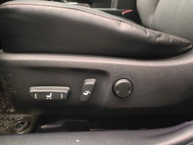 Toyota Camry 2017 года, 170 101 км - вид 15